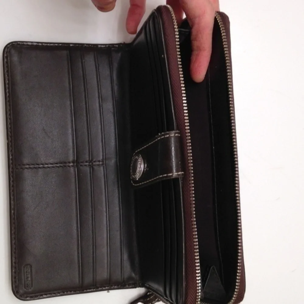 Coach vintage y2k signature striped brown khaki zipper wallet - Picture 5 of 7